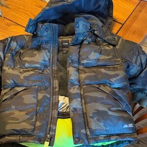 GAP Kids Blue and Gray Camouflage Puffer Jacket